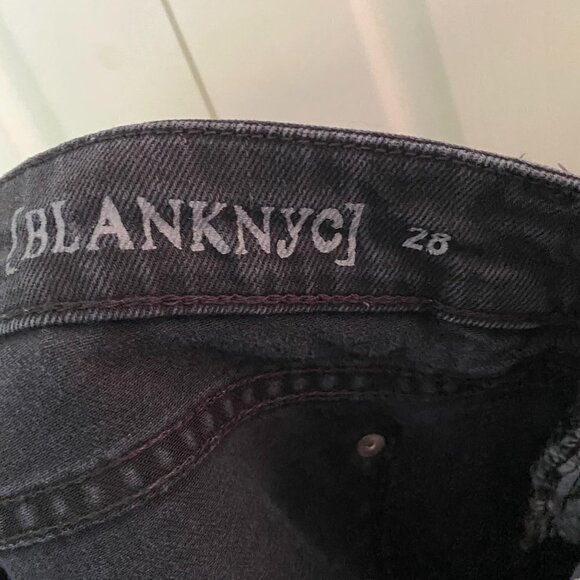 Blank NYC Women's Black Distressed Denim Mid Rise Skinny Jeans Size 28 - Picture 2 of 11